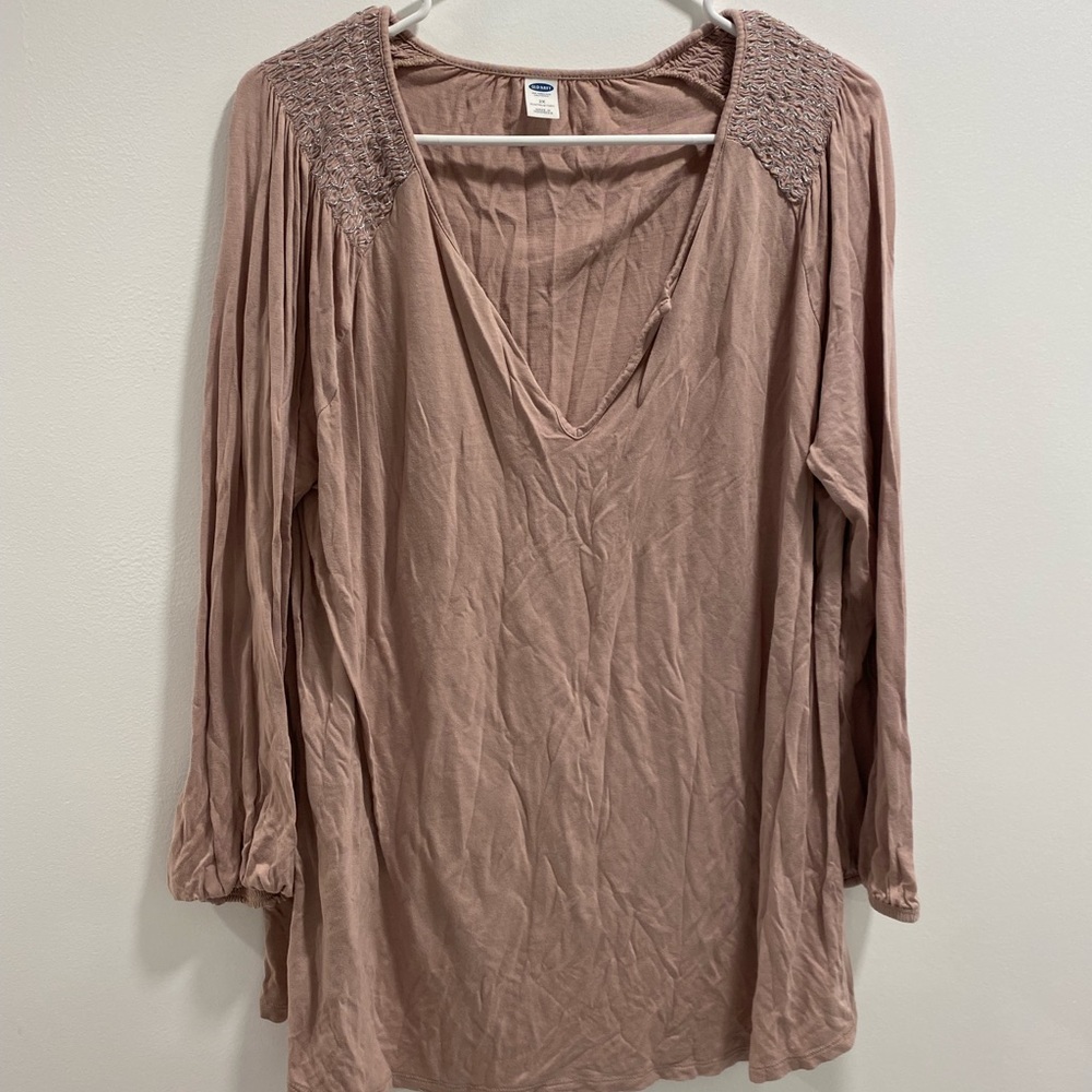 Women’s mauve long sleeve shirt / blouse